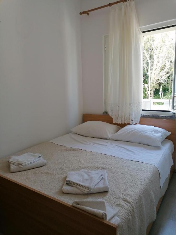 Apartmani Rija 3 Паг Экстерьер фото